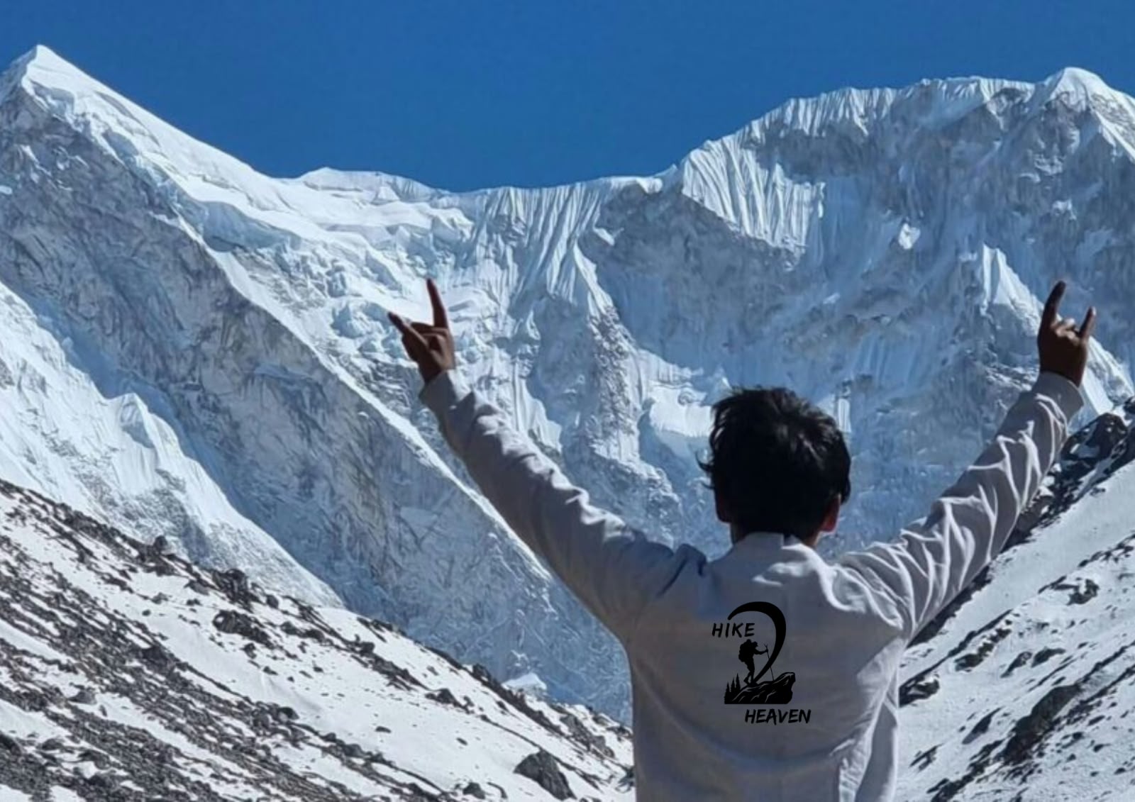 Dronagiri hike2heaven